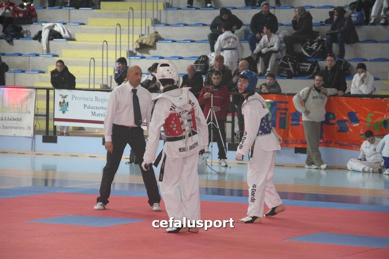 120212 Teakwondo 081_tn.jpg